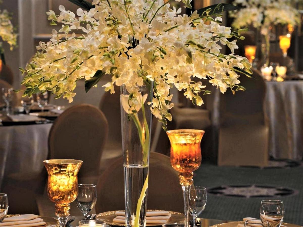 Moevenpick Hotel Al Khobar Exterior foto A centerpiece at a wedding