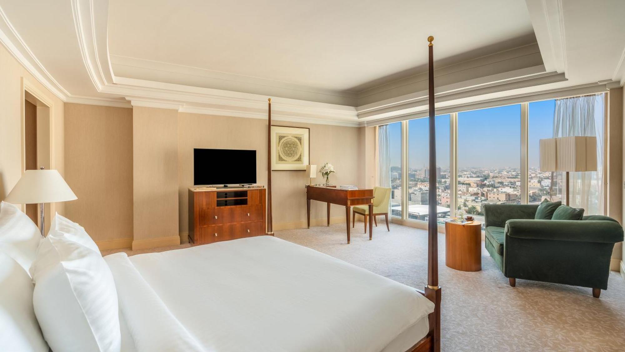 Moevenpick Hotel Al Khobar Exterior foto A bedroom at the Four Seasons Hotel