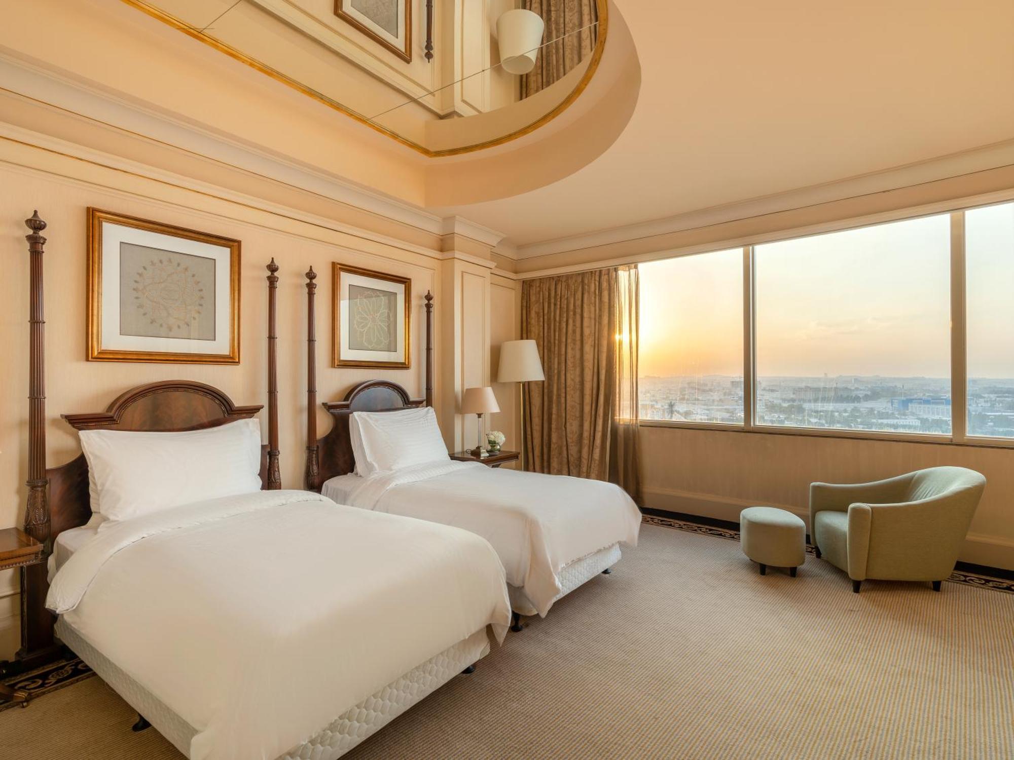 Moevenpick Hotel Al Khobar Exterior foto Deluxe Room